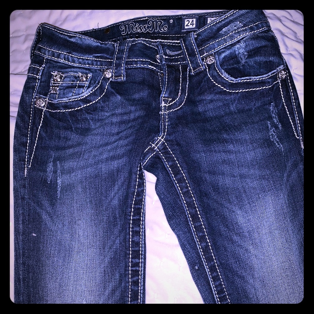 Barely worn miss me jeans, & very comfortable